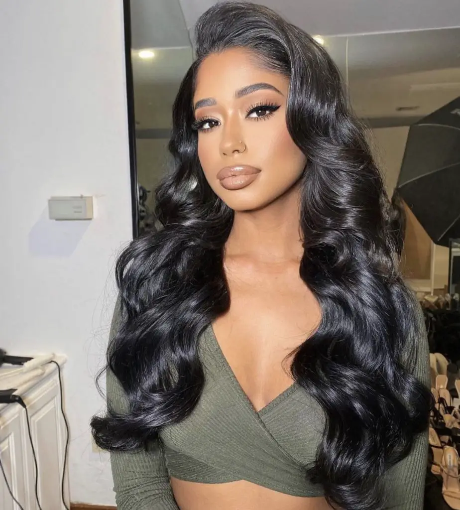 Check out the best wigs and bundles from yummy extensions