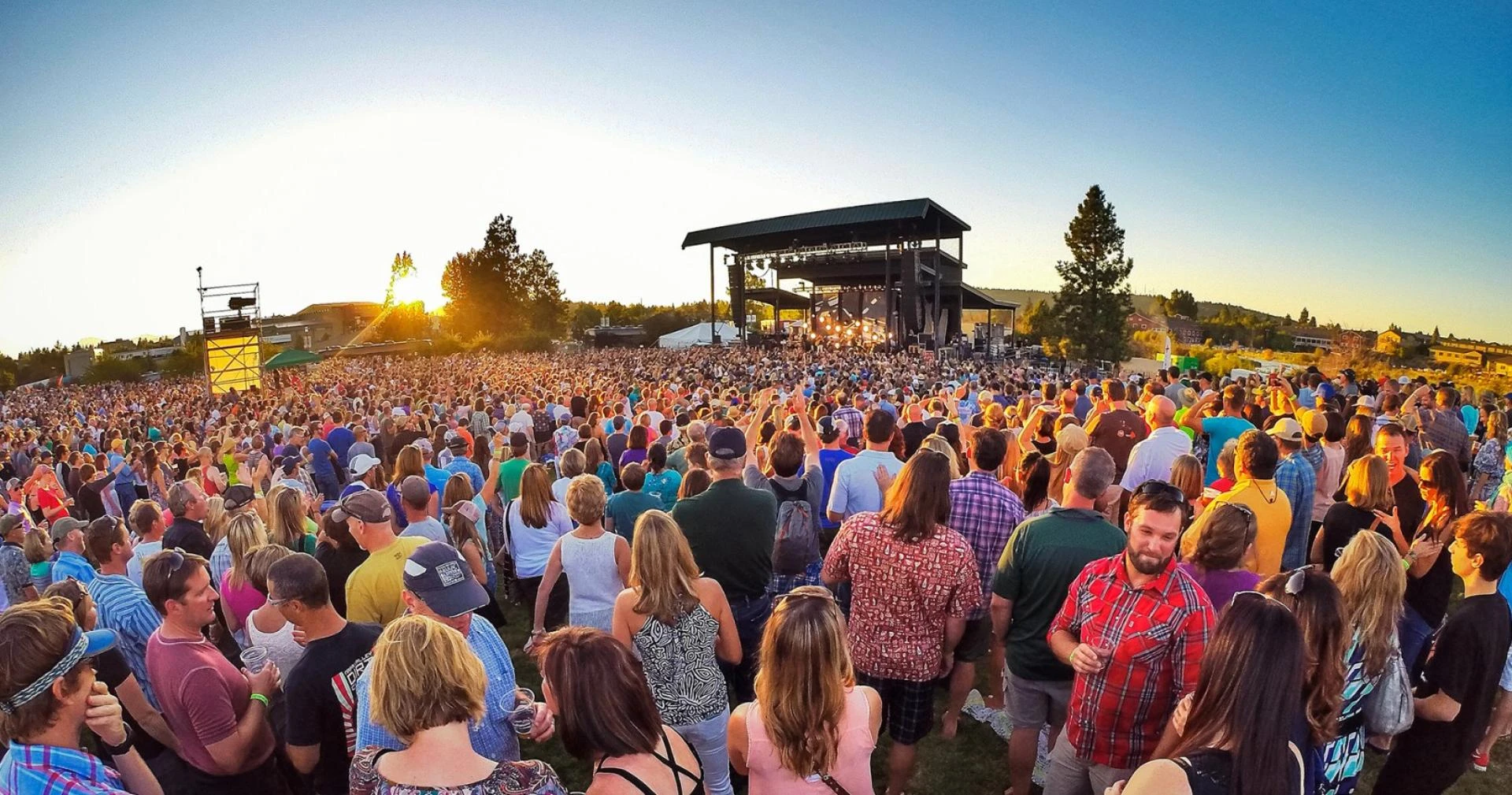 How to Get Hayden Homes Amphitheater Tickets & Enjoy the Perfect Night