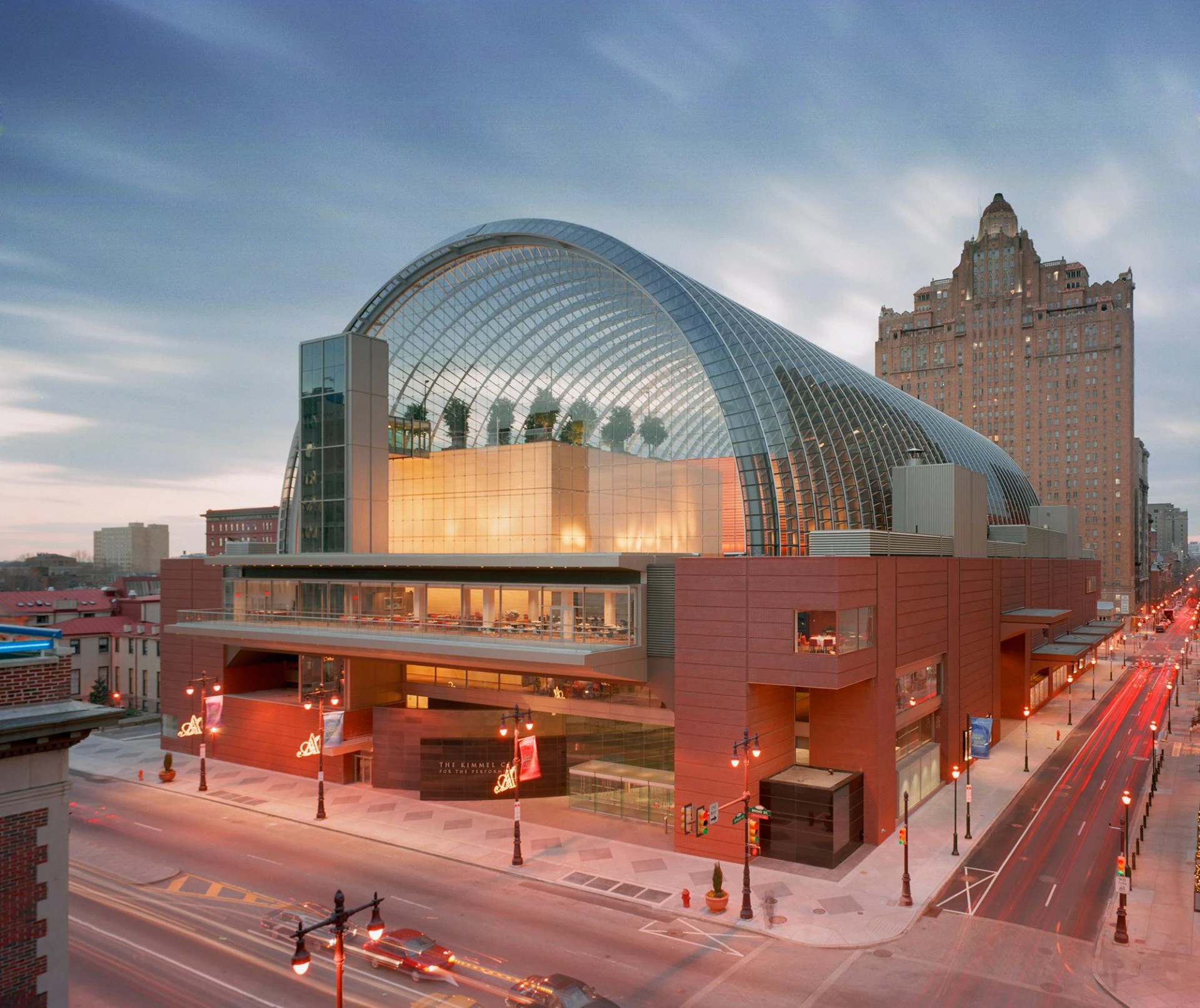 Kimmel Center by Rafael Viñoly Architects: The Glass Vault as Urban Integration