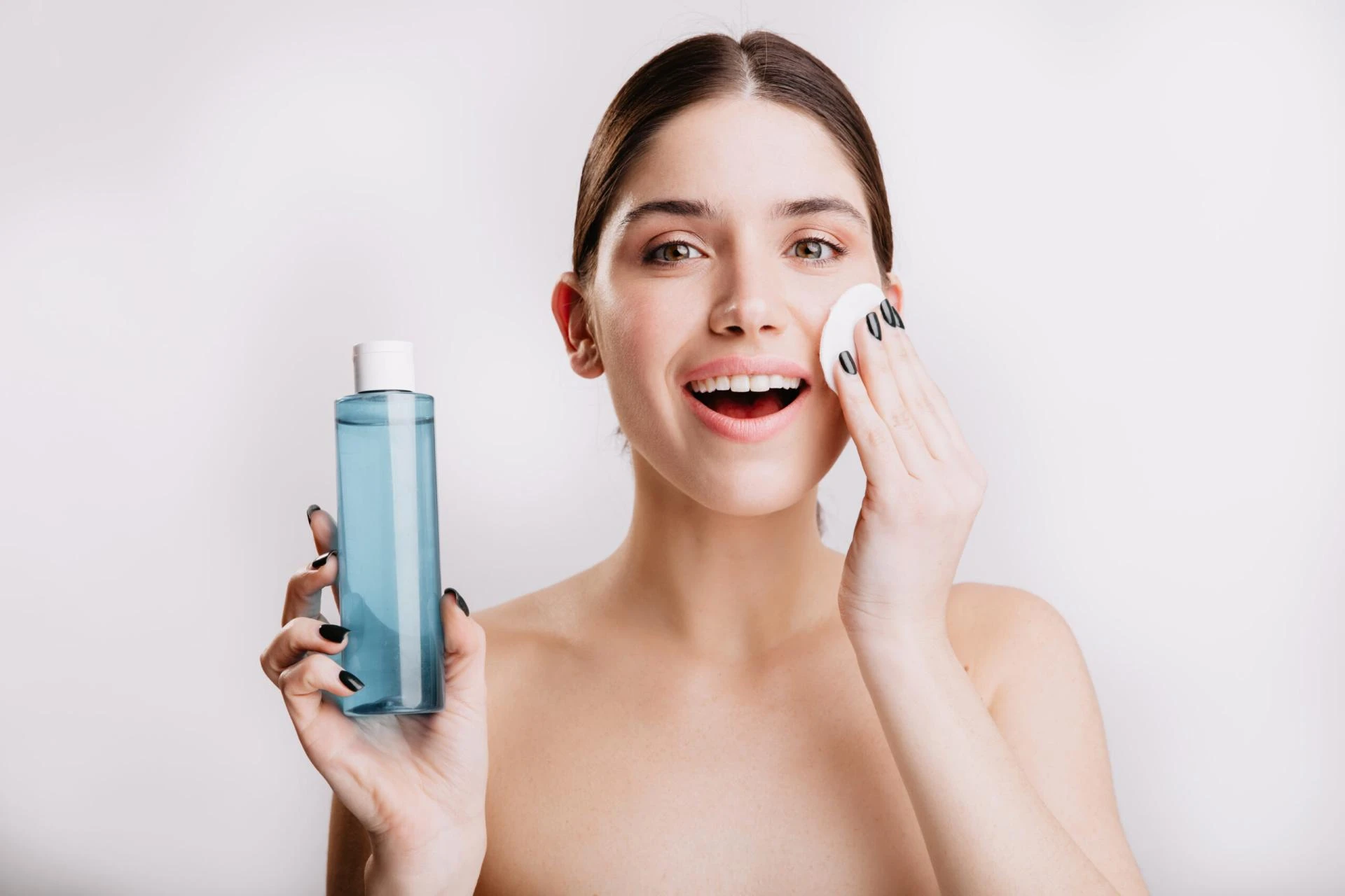 Top Benefits of Using Toners for Oily Skin Types
