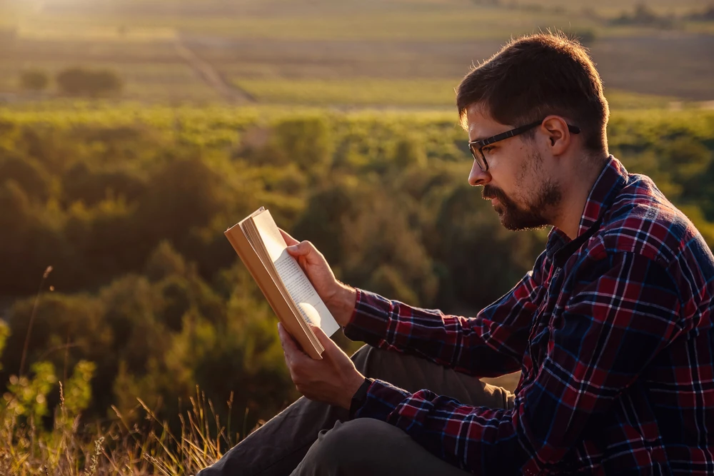 How to Choose the Right Spiritual Guidance Books for Your Journey with God