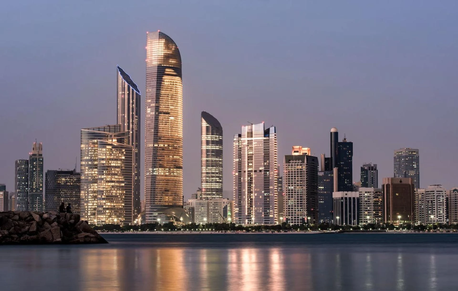 How and Where Foreign Investors Can Buy Real Estate in Abu Dhabi