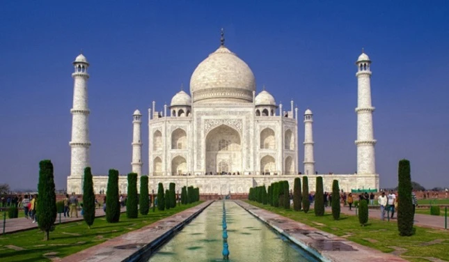 Golden Triangle Tour with Udaipur: Exploring the Gem of Rajasthan