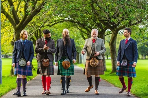 What is the Story behind Irish people wearing Wedding Kilt?