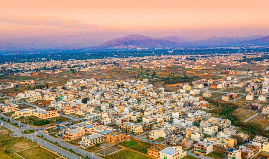 Different Reasons to Invest in New City Paradise