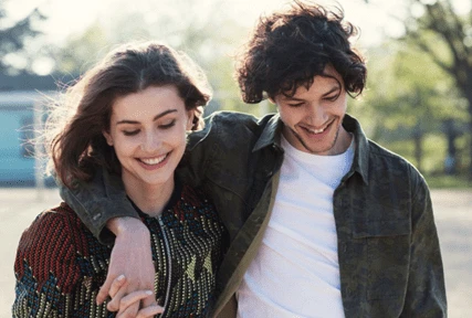 How to Boost Self-Confidence When Dating a Latin Chat Line Partner?