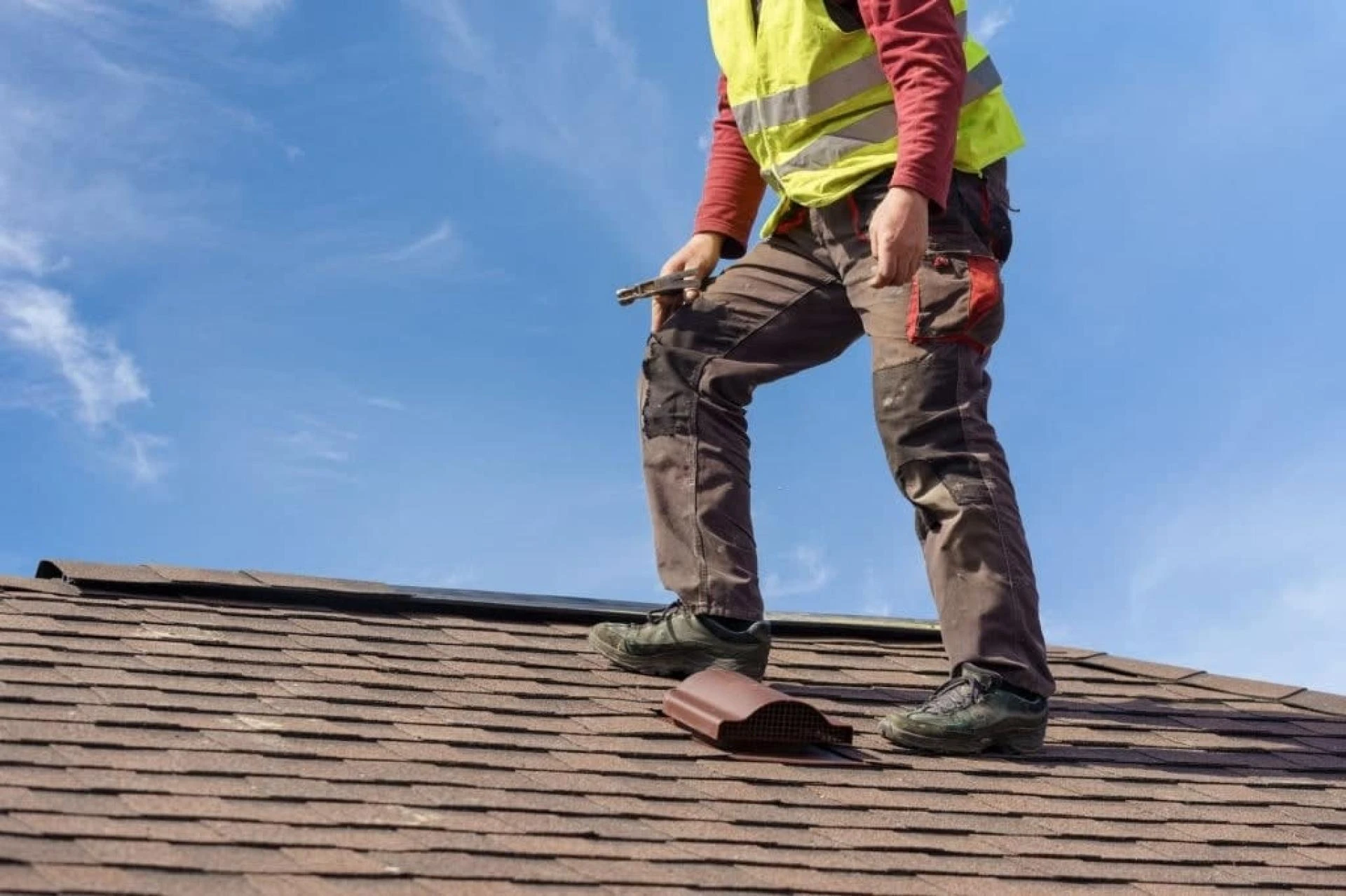Roof Repair in Scarborough Service Available at Low Rates