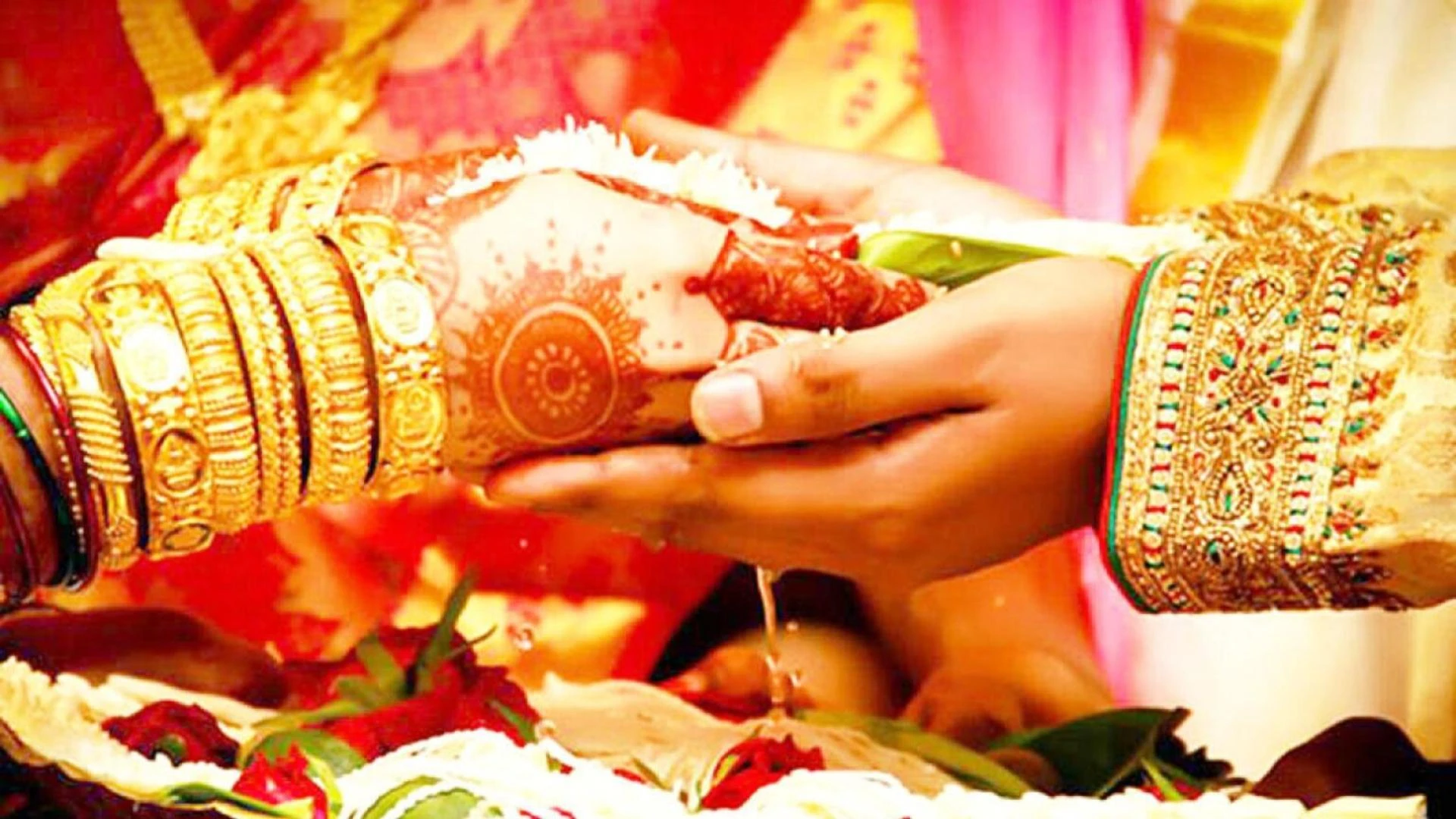 Know If You Have Yoga Related to Love Marriage in Your Horoscope from the Best Astrologer in Behala