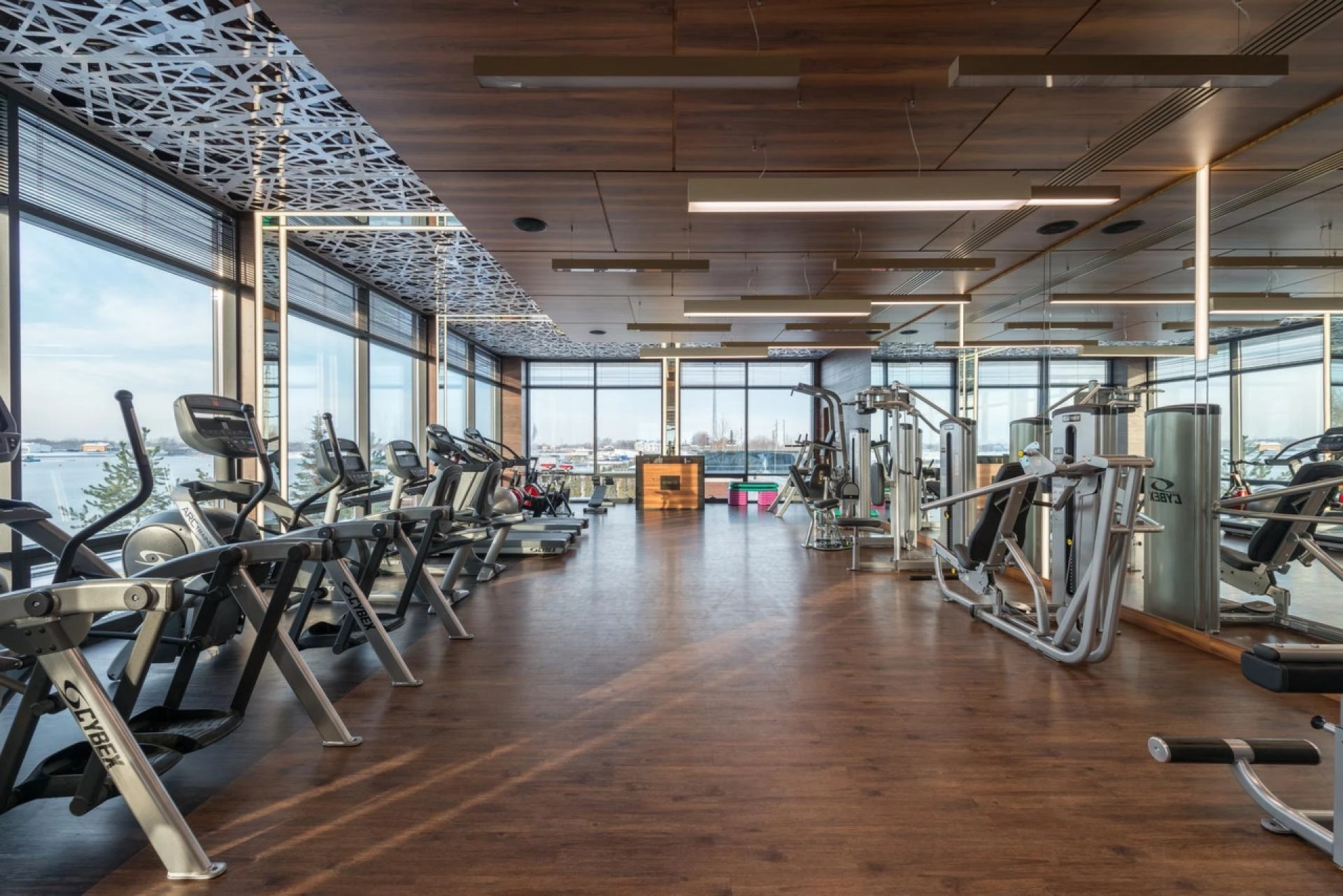 Why Should We Join Professional Fitness Clubs To Stay Strong &amp; Active?