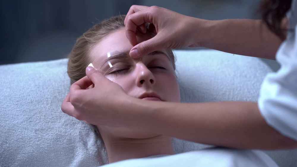 7 Tips for Using Brow Stencils