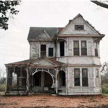What Can You Do About the Abandoned House On Your Street?
