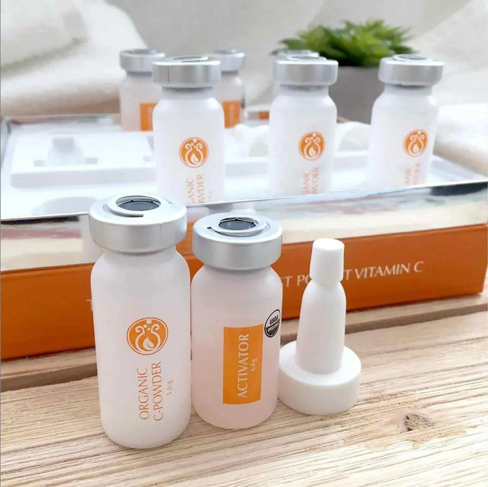 Soothing Your Sun-Kissed Skin With the Organic C-Powder Kit