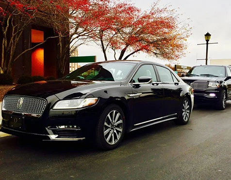 Make A Grand Entrance: Why You Consider A Limo Car Service For A Wedding