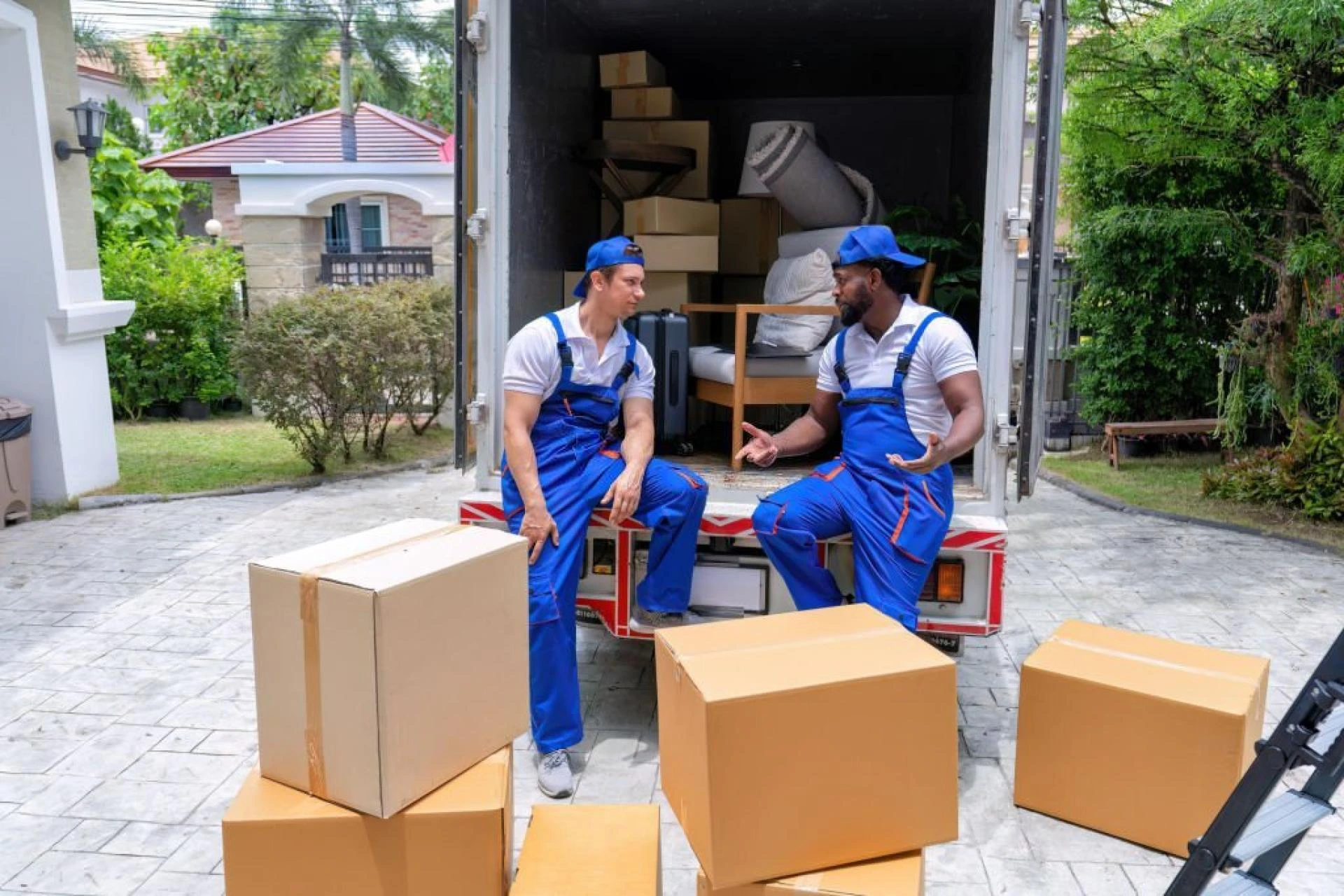 A Sign It's Time: 8 Indicators You Need A Long Distance Moving Service
