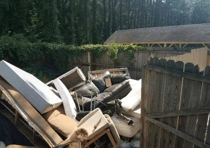 The Best Waste And Junk Removal Services in Raleigh | 1-888-PIK-IT-UP