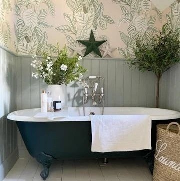 Best Artificial Plants To Decorate Your Bathroom