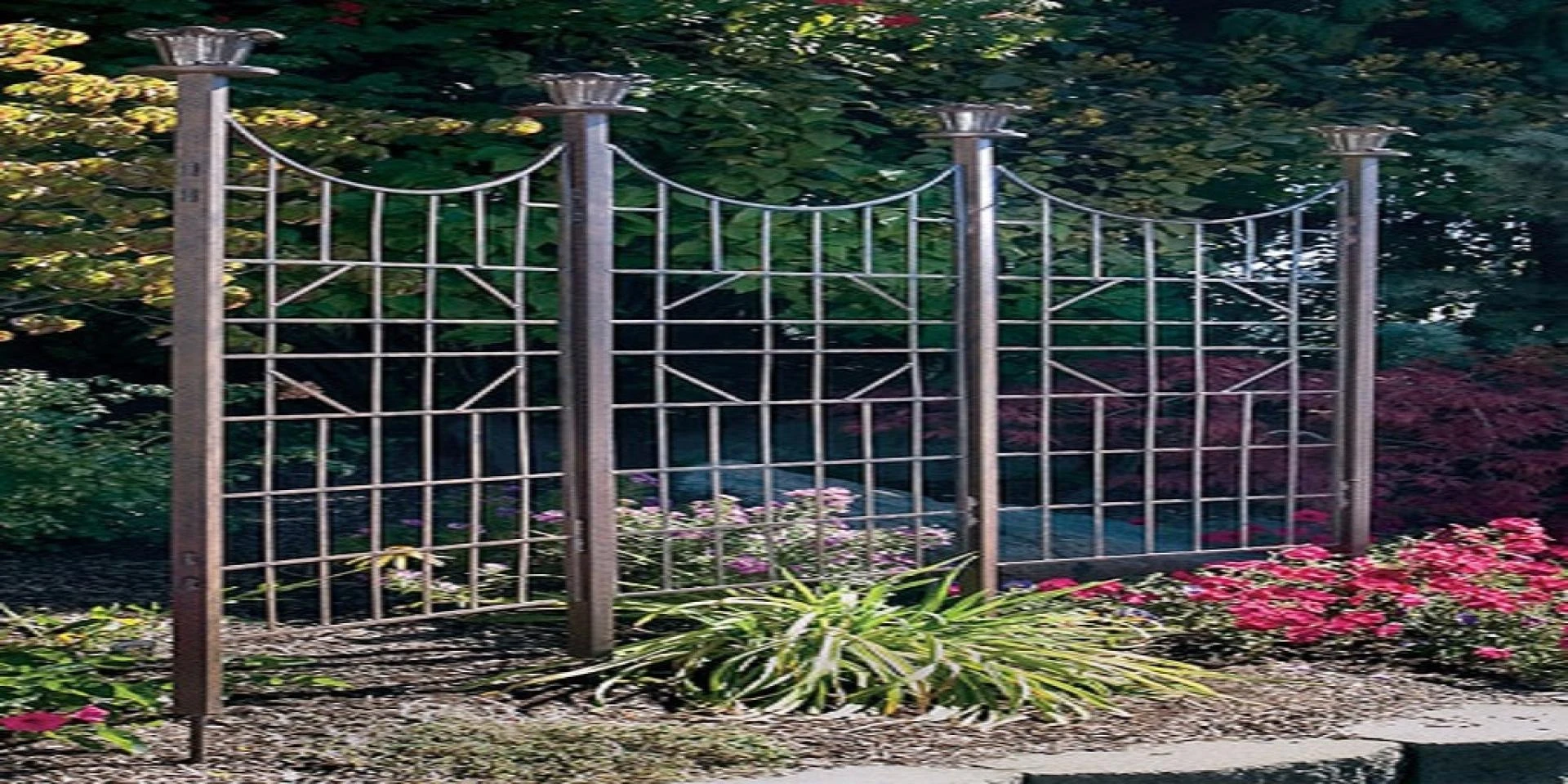 How Can Your Garden Benefit From A Plant Trellis?