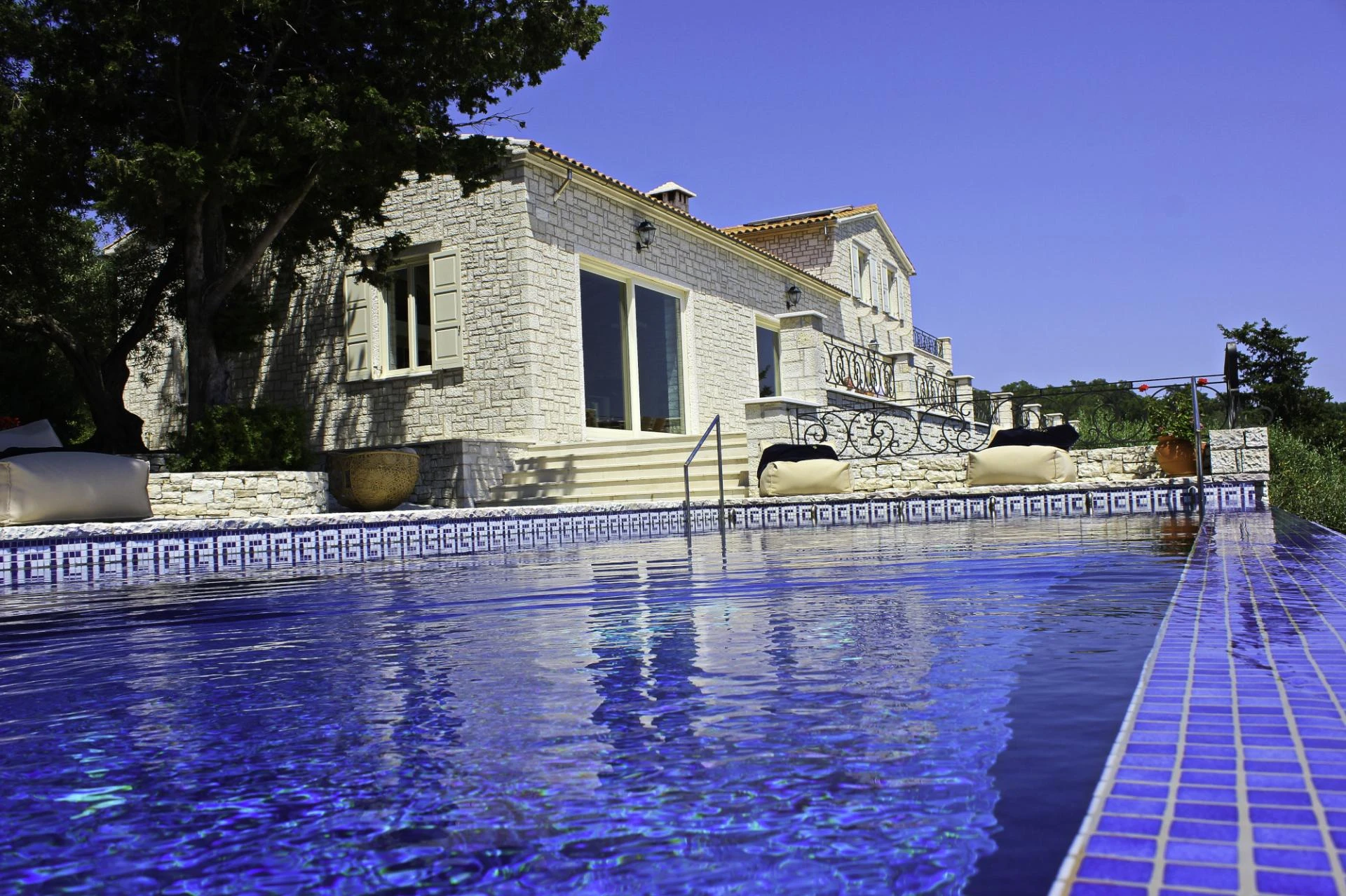 Best 5 Villas on the Paxos Island