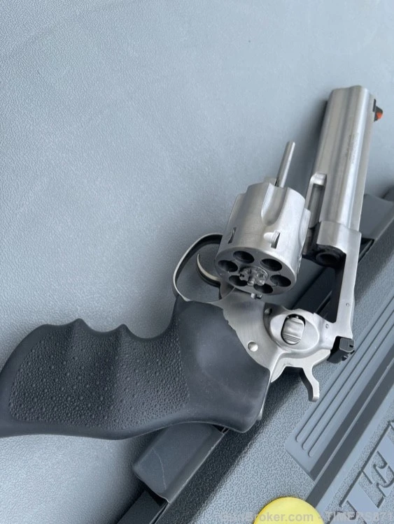 Holiday Gift Guide: 6 Best Handguns for Women