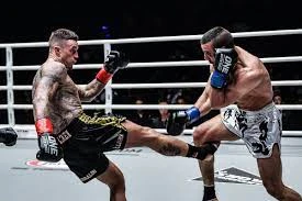 The Art of Kickboxing: A Powerful Blend of Discipline and Fitness