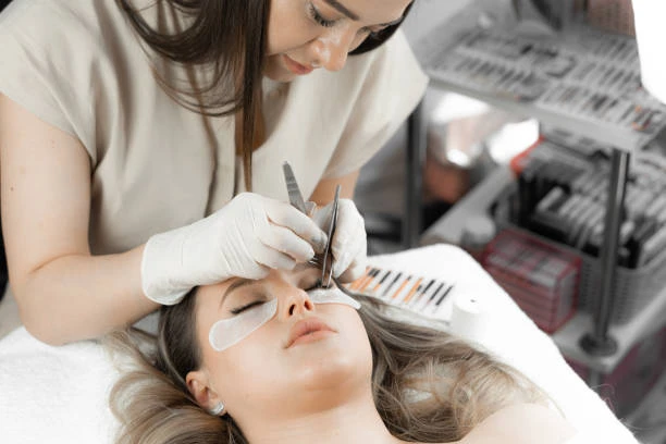 Eyelash Extension Removal and Refills: Best Practices for Australian Lash Lovers
