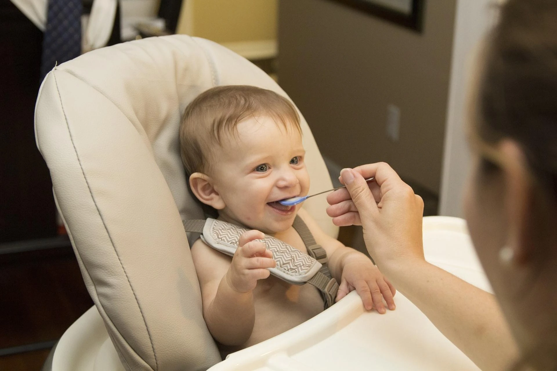 Baby's First Foods: When, What, and How to Introduce Solid Foods