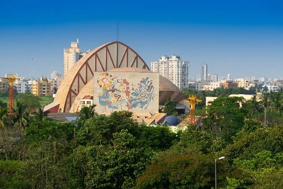 Exploring the Enchanting Charms of Kolkata: A Comprehensive Travel Guide