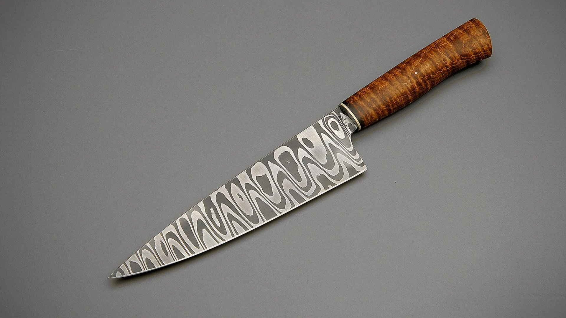 Why Damascus steel knives are special?