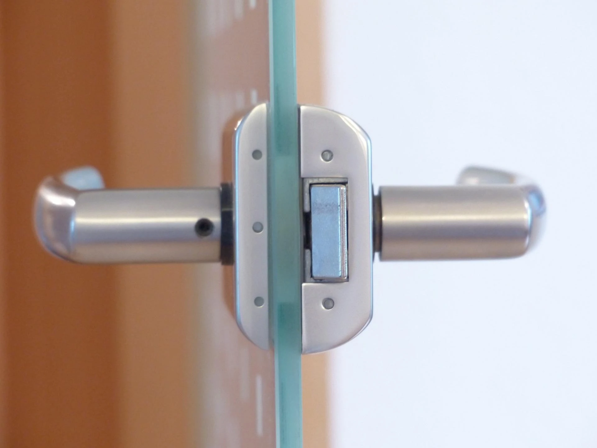 Unlocking the Benefits: The Best Locks for Glass Doors Revealed