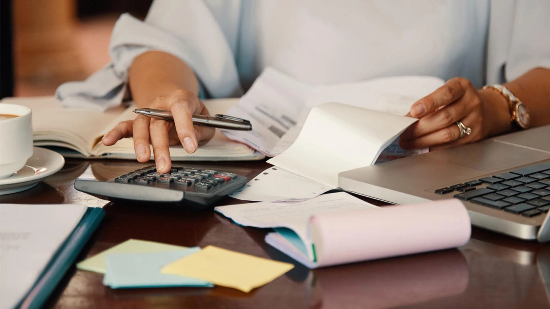Why Should You Outsource Bookkeeping Services For Your Company?