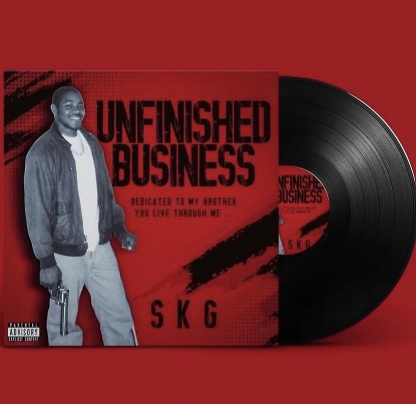 Legendary hip-hop artist celebrates past; while looking ahead