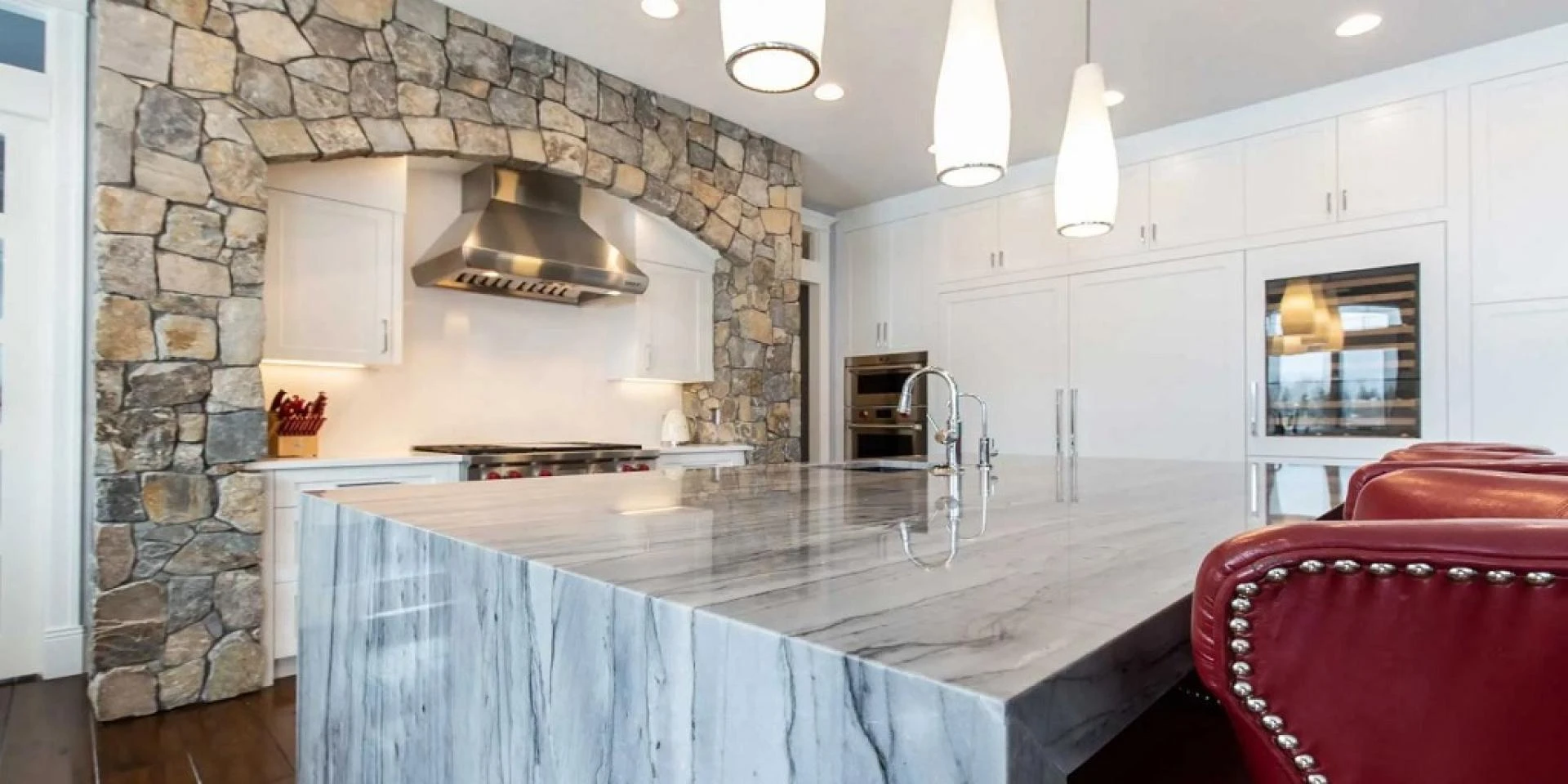 6 House Features that Instantly Convey Luxury