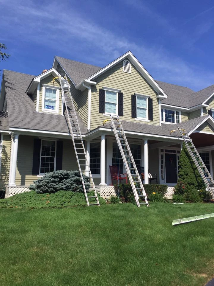 Extend the Beauty of Dwelling by the Edified Gutter Contractor