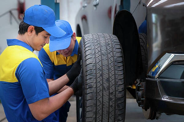 Mobile tyre fitting oldham