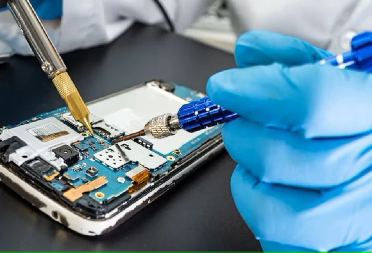 Proper Guide to Phone Repairing: Ways to Fix a Broken Phone