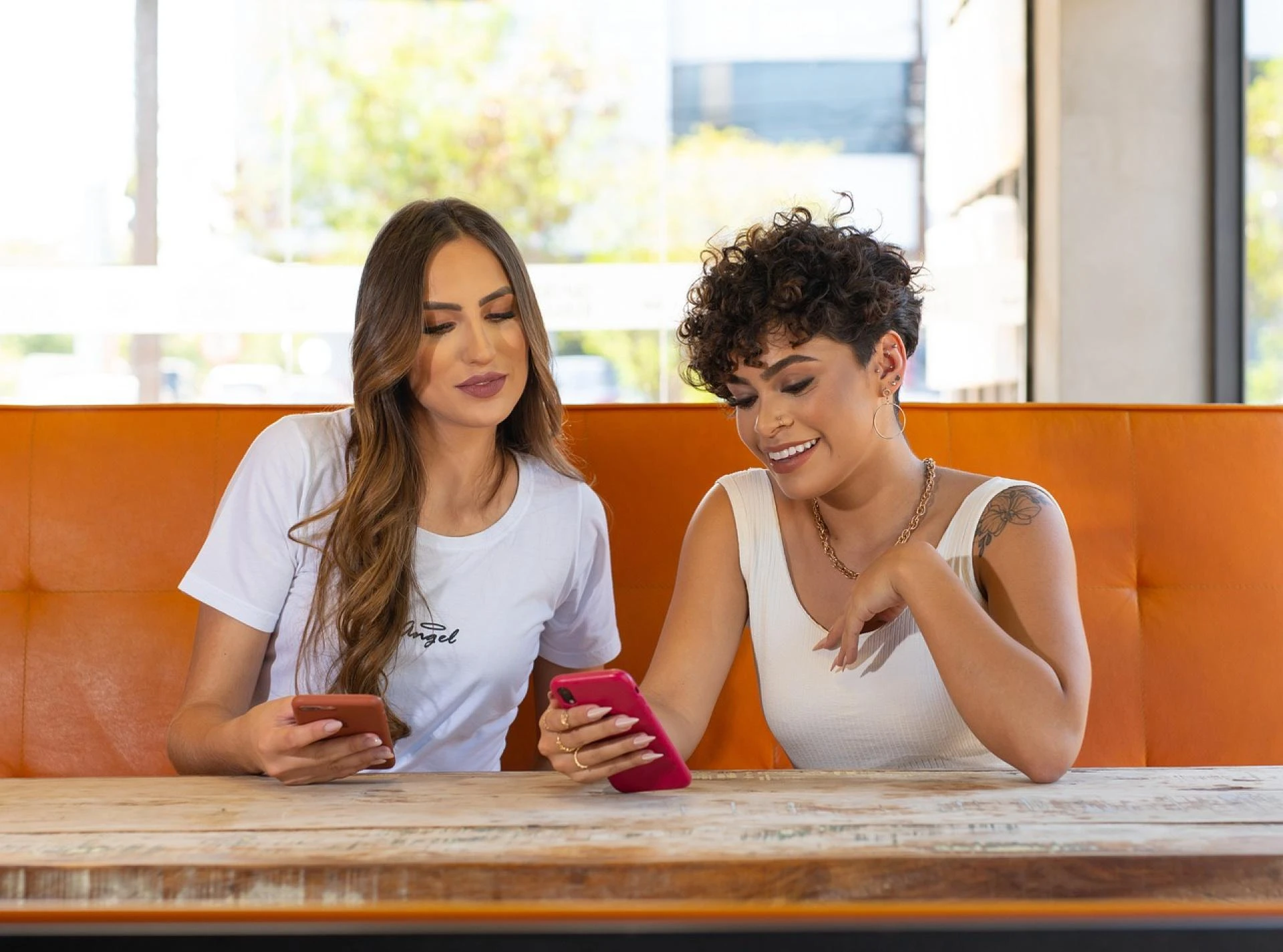 Top 10 Omegle Alternatives to Chat With Strangers