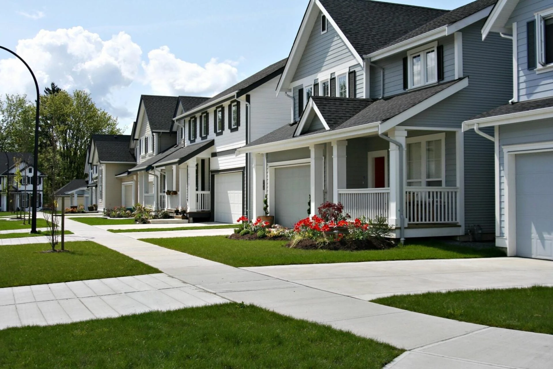 Buzz Roofing &amp; Exteriors, Inc. Serving As The Most Reliable Roof Tiling Contractors