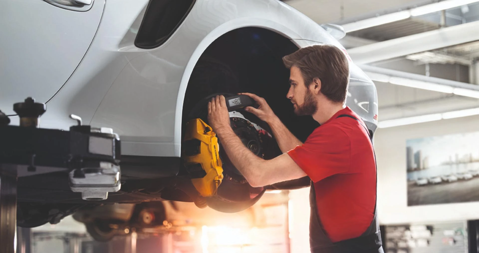 Porsche Repair Dubai and maintenance shop in Dubai
