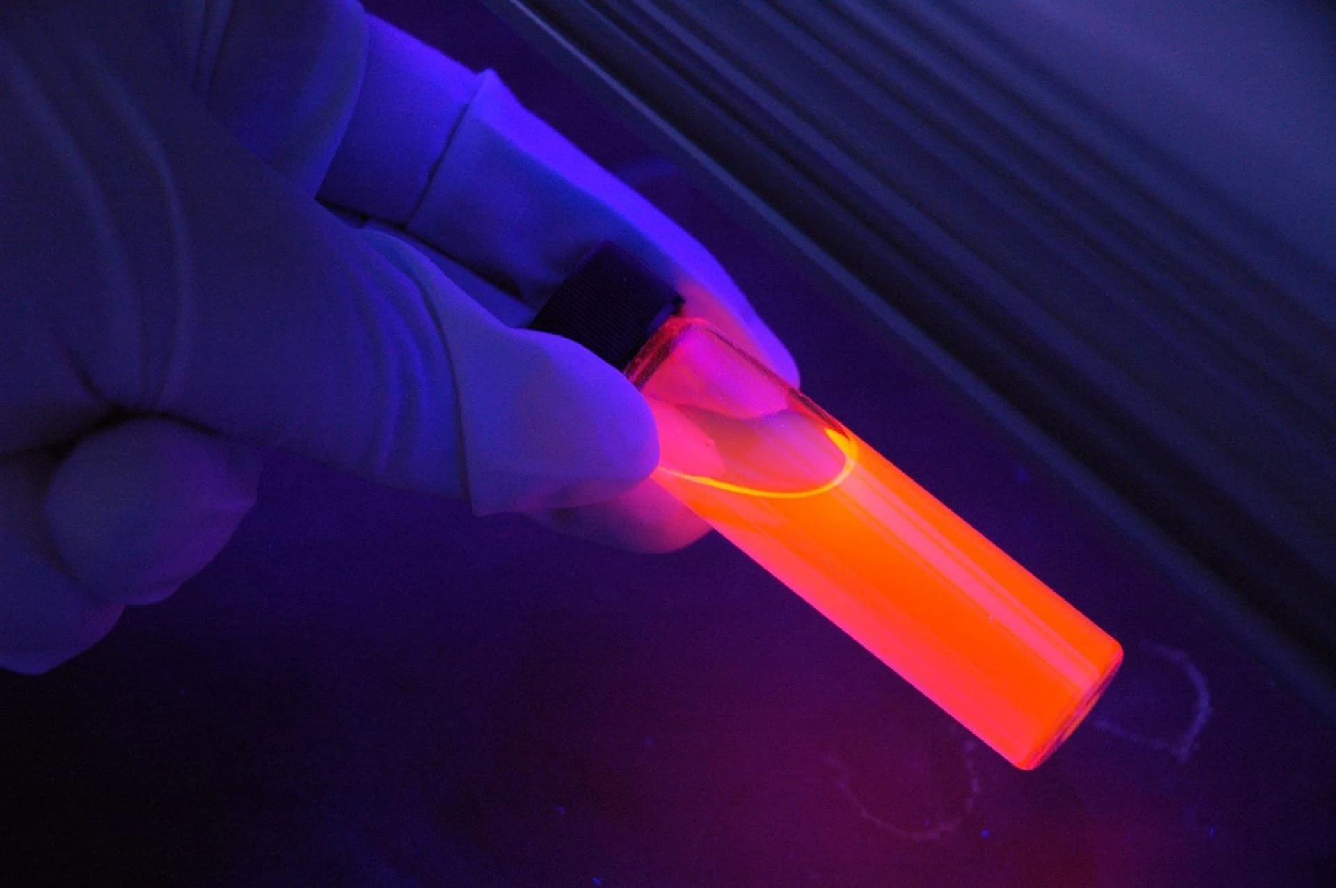 Glow in the dark pigment powder