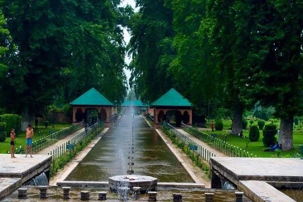 Srinagar - Green Kashmir Travels