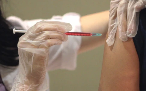 Can Vegetarians Take Vitamin B12 Shots? Exploring Essential Nutrient Supplementation