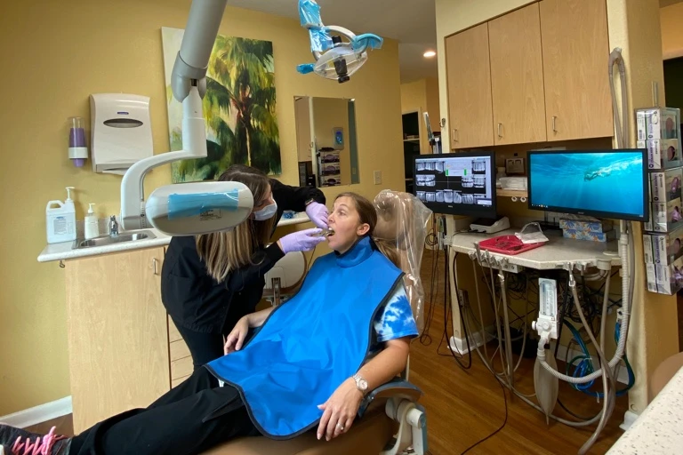 How Dental Implants is Used To Support Teeth?