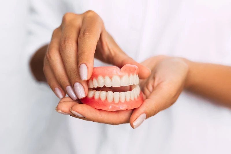 Full Partial Dentures, the way to replace missing teeth