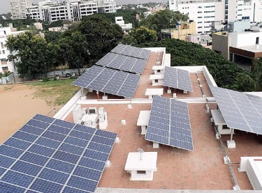 The Challenges Faced by Solar Companies in Pakistan: A Closer Look at Lahore's Solar Industry