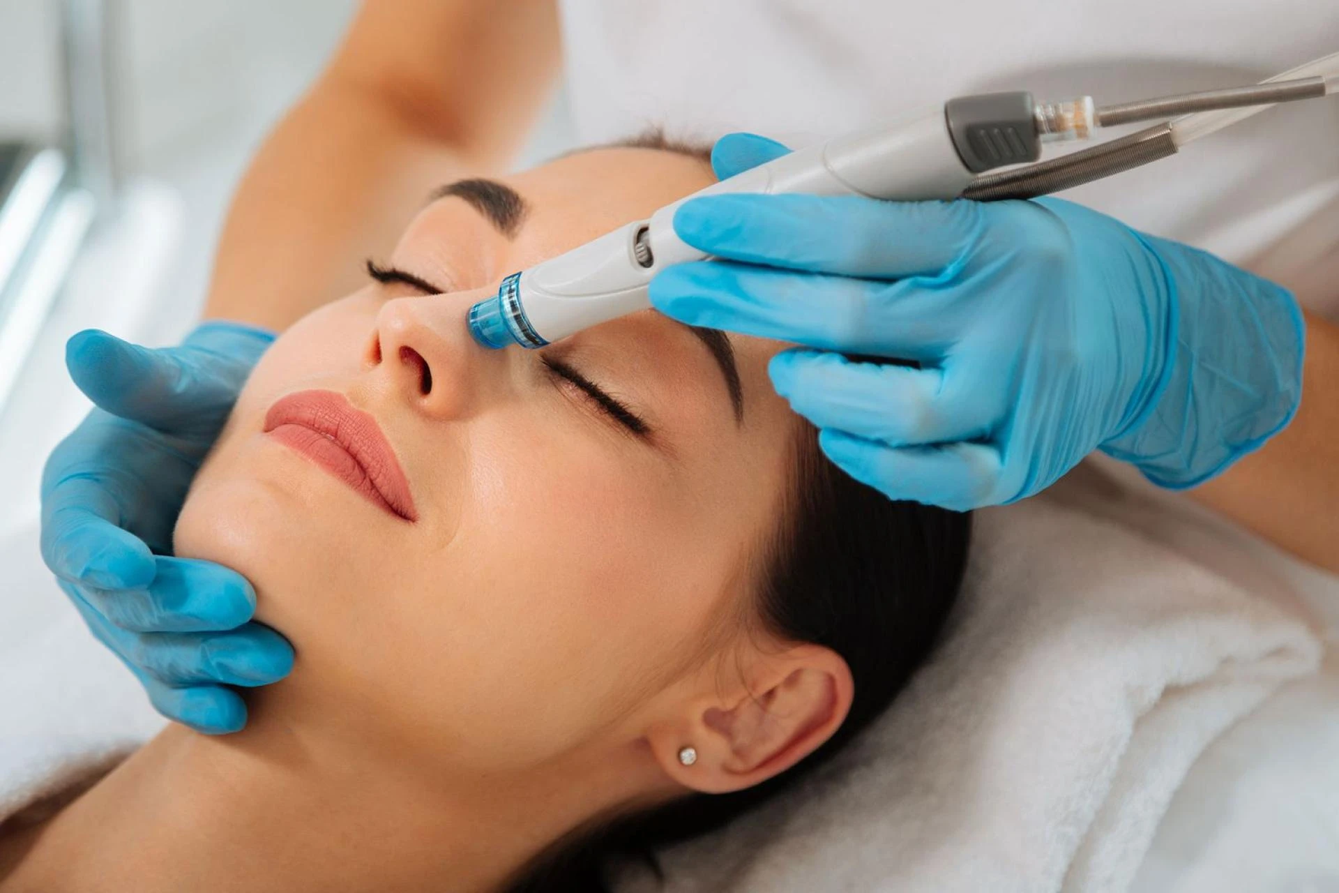 Achieve Flawless Skin with Hydrafacial: The Ultimate Treatment for Radiant Beauty