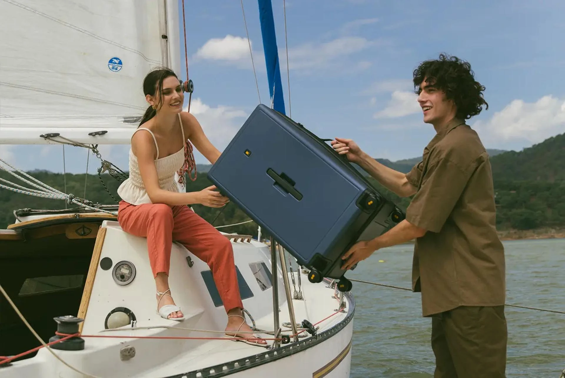 Navigating Business Travel in Style: The Best Laptop Bags for Your Journey