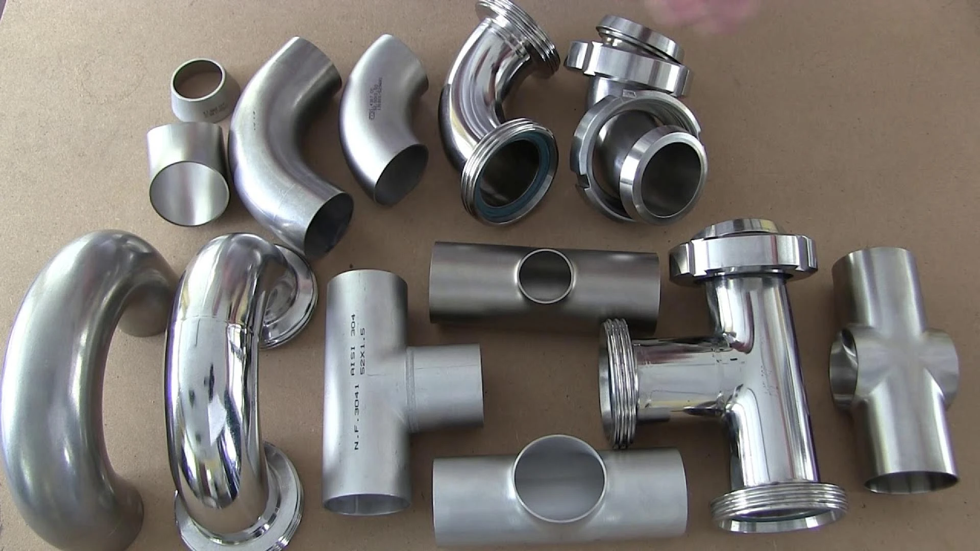 Enhancing Efficiency and Reliability: SS Pipe Fittings in the Pulp &amp; Paper Industry