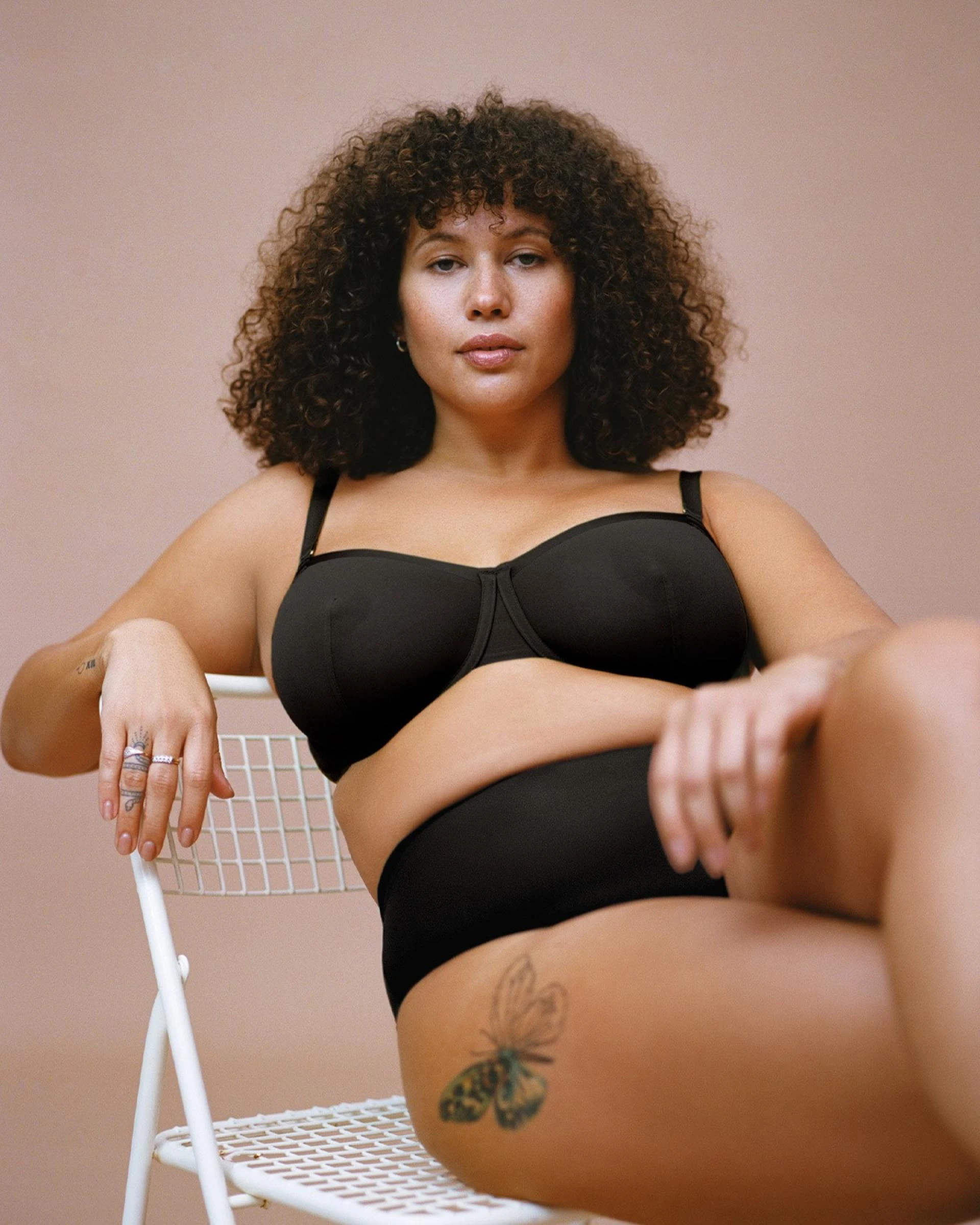 5 Tips for Feeling Confident in Your Intimates