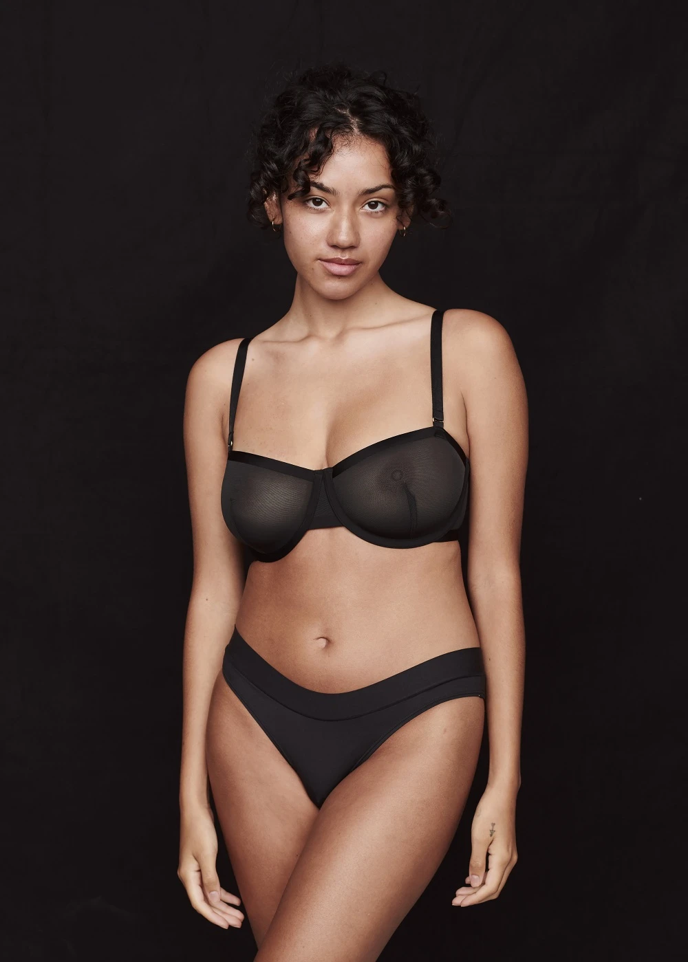 4 Tips to Help Your Daughter Shop for Her First High-Quality Bra