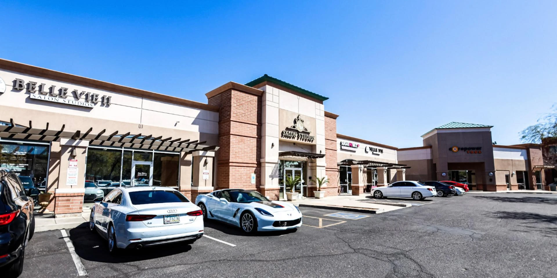 How Salon Space for Lease Can Boost Your Career?